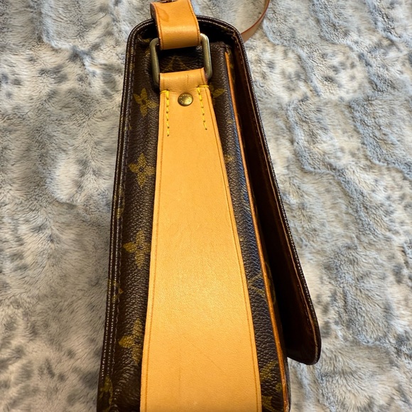 Cartouchiere LV bag - Picture 2 of 13